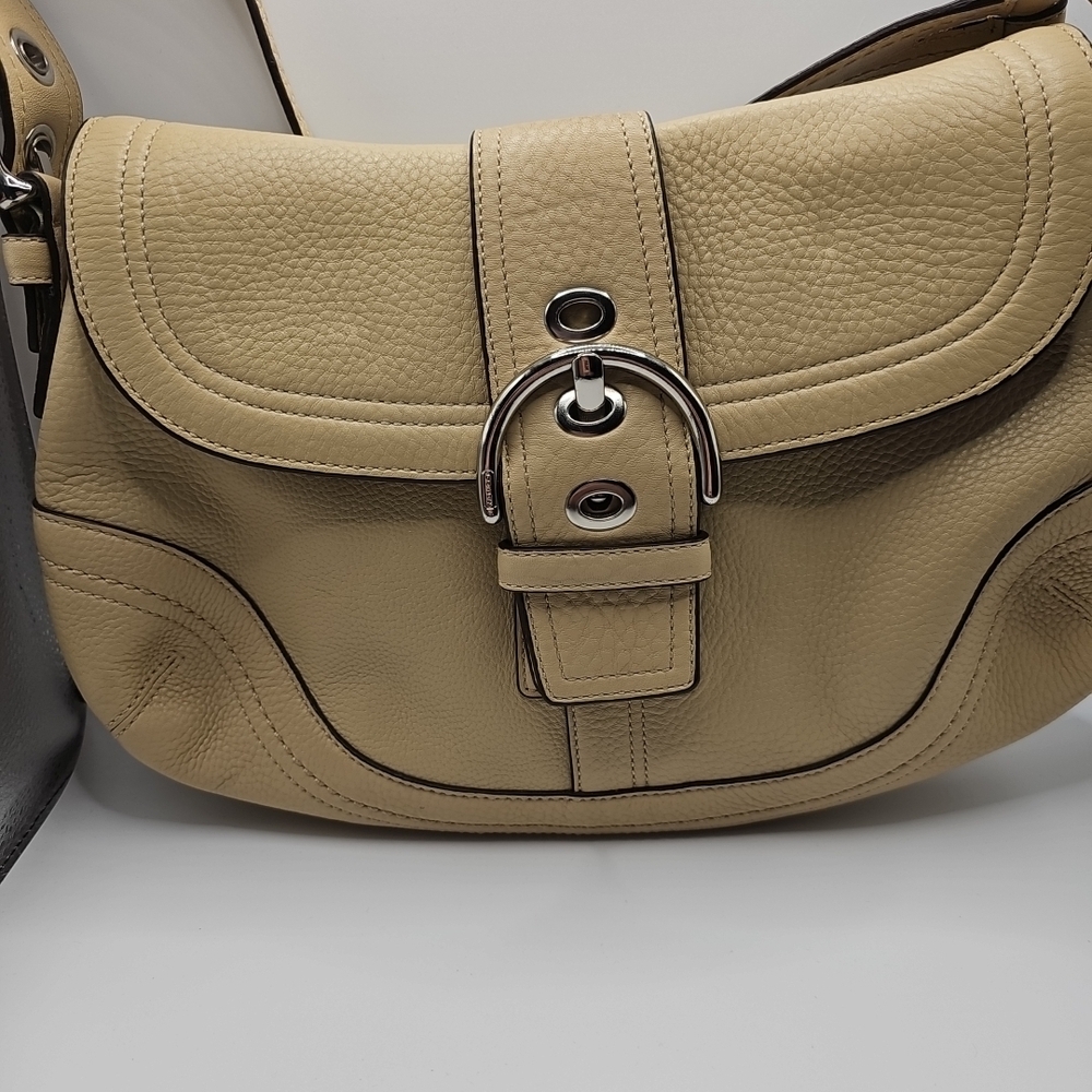 Vintage Coach Soho Y2K Pebbled Leather Shoulder Bag
